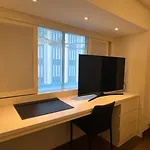 Empress Hotel In D1 - 32M2 - Cozzy Place